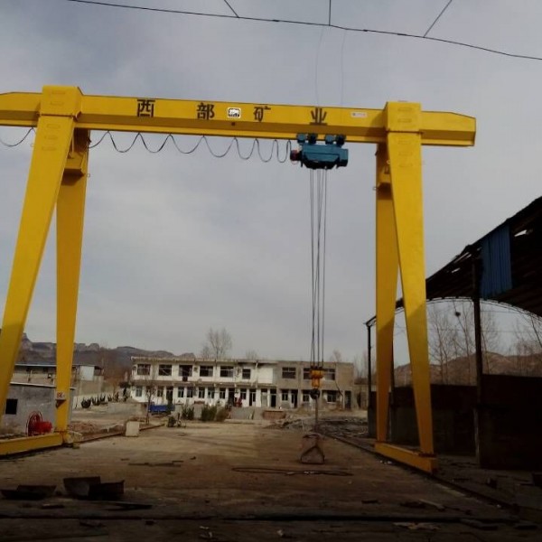 MH型25噸跨度13起升高度9米門式起重機 MH type 25t gantry crane