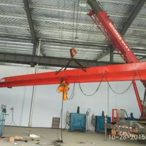 龍輝起重機安裝現(xiàn)場  Installation Site Images